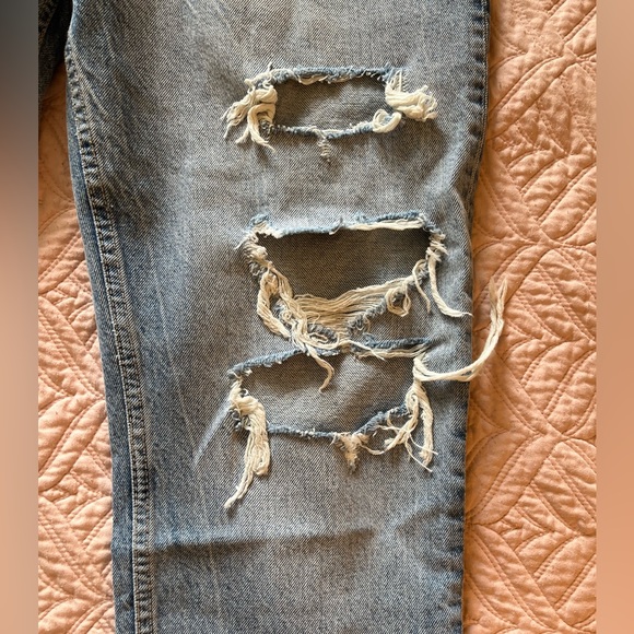 ZARA distressed jeans, size US 8 - Picture 2 of 5